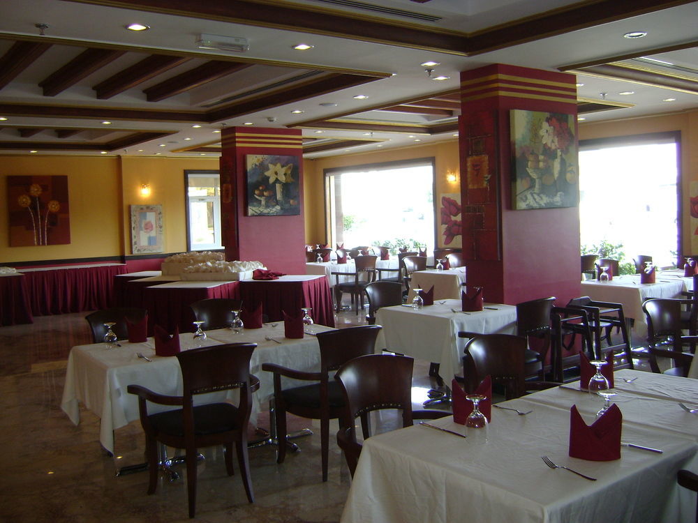 Caesar Hotel Mascate Extérieur photo